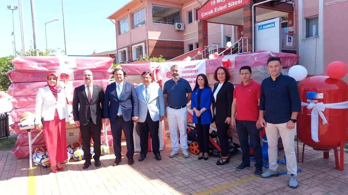 samsunda-cocuk-konutlarina-500-bin-tllik-esya-bagisi-7GHCgJQ4.jpg
