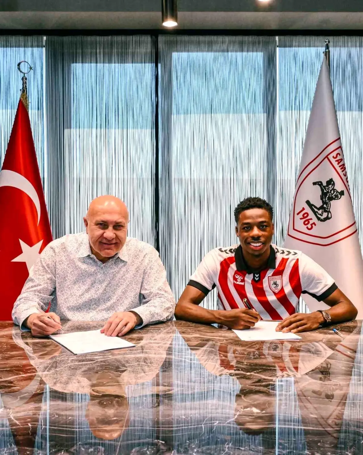 samsunspor-anthony-musaba-ile-4-yillik-mukavele-imzaladi-YyGwVGqQ.jpg