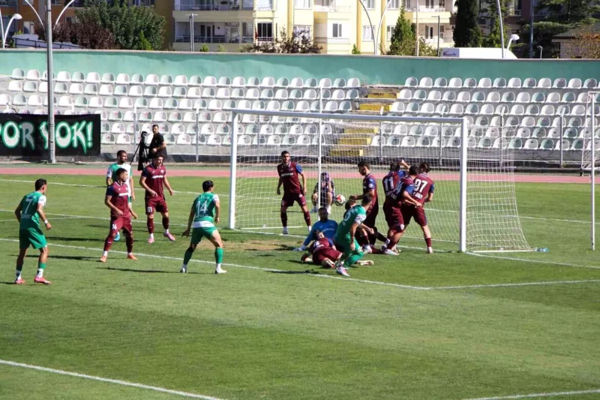 amasyaspor-ziraat-turkiye-kupasinda-1461-trabzon-fkya-yenildi-H5lrRL3V.jpg